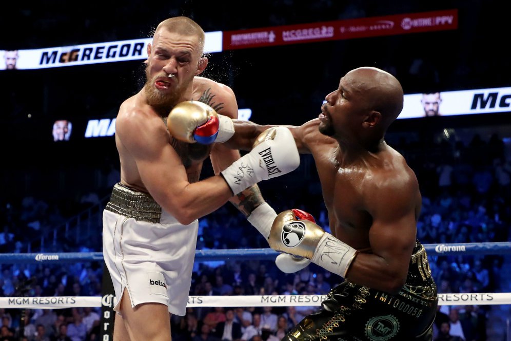 Bicara Pundi-pundi Harta, Ronaldo dan Messi Masih Kalah dari Mayweather Bicara Pundi-pundi Harta, Ronaldo dan Messi Masih Kalah dari Mayweather