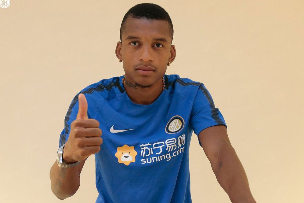 Dalbert Jalani Tes Medis di Inter Milan Dalbert Jalani Tes Medis di Inter Milan