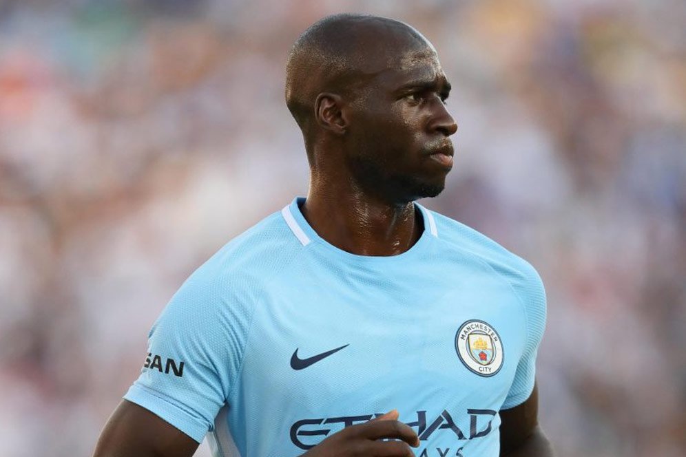 Pep Akan Pertahankan Mangala di Man City Pep Akan Pertahankan Mangala di Man City