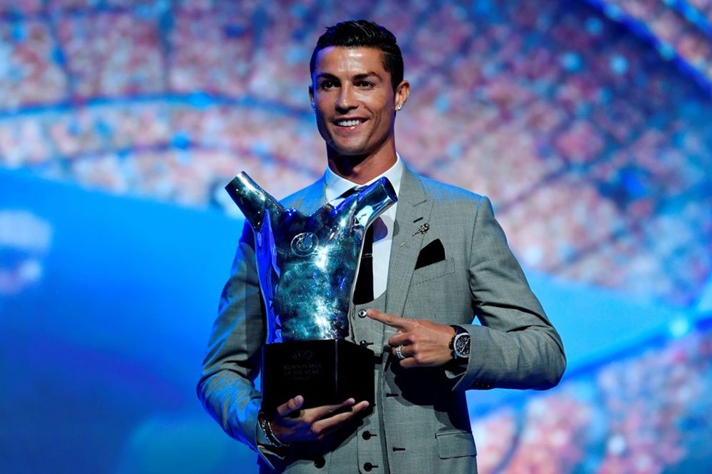 Ferguson Biarkan Keane Tendangi Ronaldo Agar Tidak Cengeng Ferguson Biarkan Keane Tendangi Ronaldo Agar Tidak Cengeng