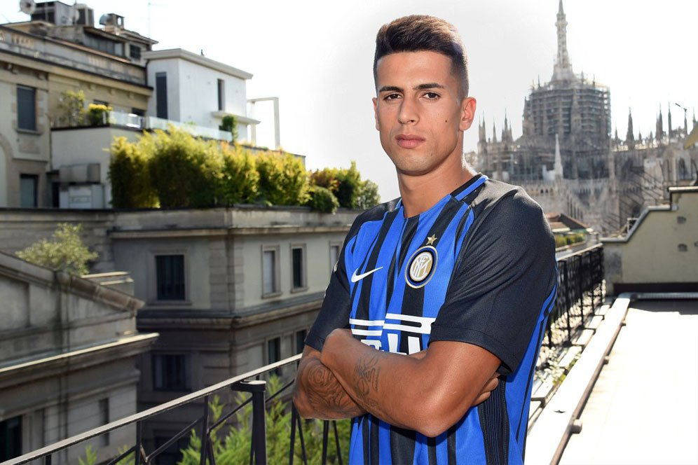 MU Siapkan 30 Juta Pounds Untuk Cancelo MU Siapkan 30 Juta Pounds Untuk Cancelo