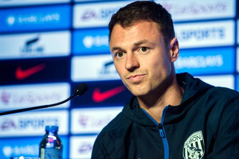 Pujian Solskjaer untuk Jonny Evans: Dia Masih Layak Main di Manchester United Pujian Solskjaer untuk Jonny Evans: Dia Masih Layak Main di Manchester United