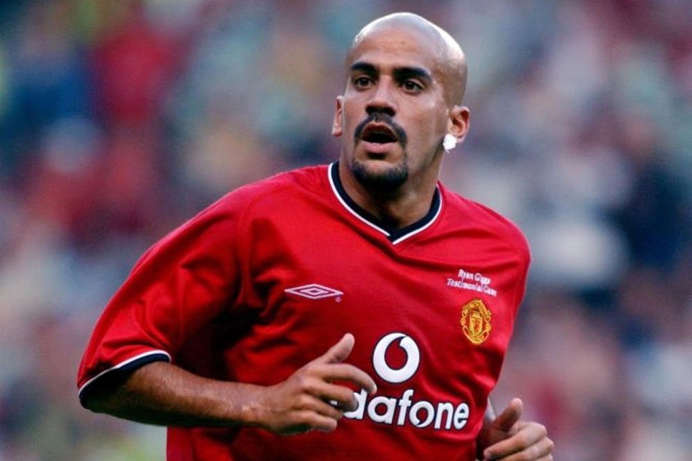 Benarkah Roy Keane yang Hancurkan Karir Juan Sebastian Veron di Manchester United? Benarkah Roy Keane yang Hancurkan Karir Juan Sebastian Veron di Manchester United?