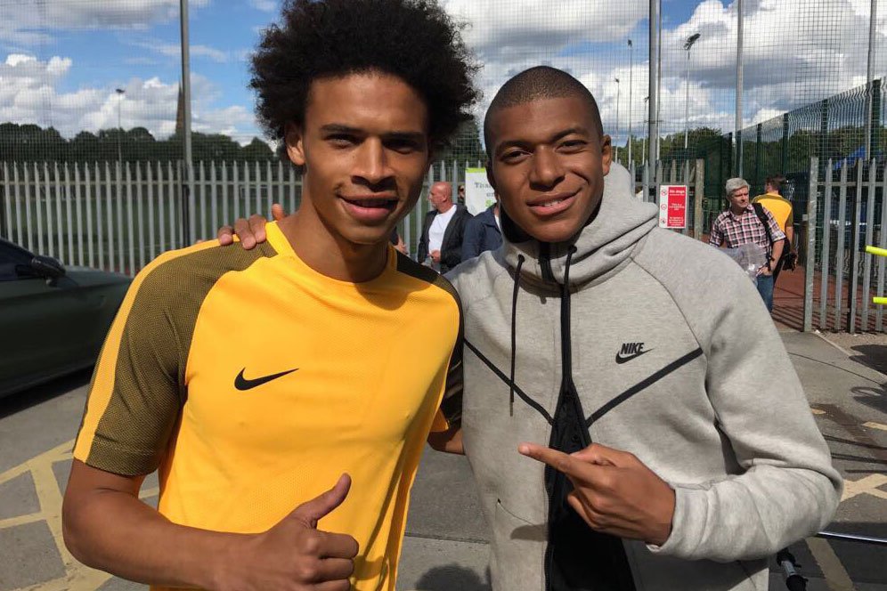 Mbappe Datang ke Manchester dan Jumpa Leroy Sane Mbappe Datang ke Manchester dan Jumpa Leroy Sane