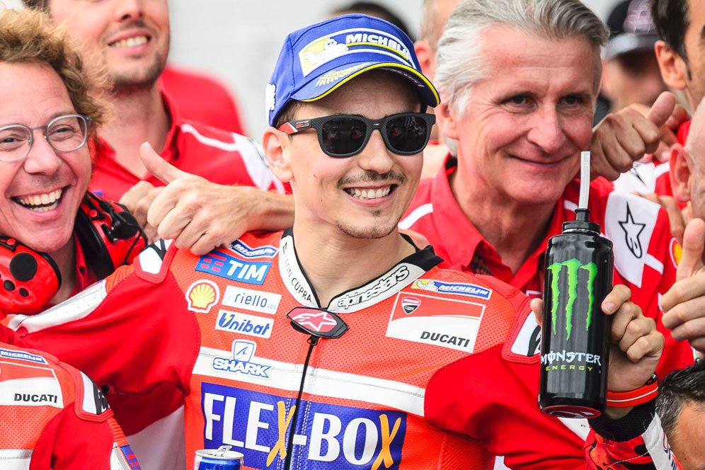 Jorge Lorenzo: Masa Kecil Pahit Sampai 5 Gelar Dunia Jorge Lorenzo: Masa Kecil Pahit Sampai 5 Gelar Dunia