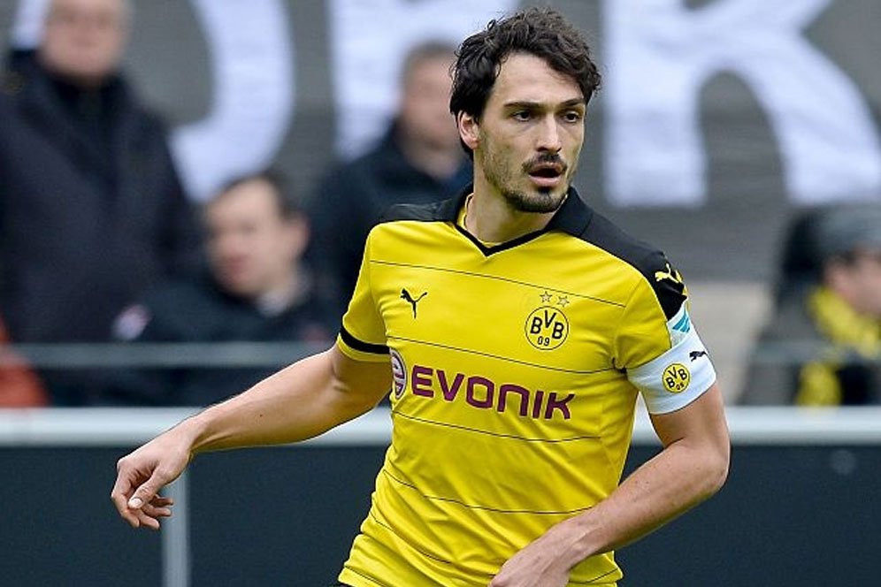 Di Balik Penjualan Mats Hummels ke Borussia Dortmund Di Balik Penjualan Mats Hummels ke Borussia Dortmund