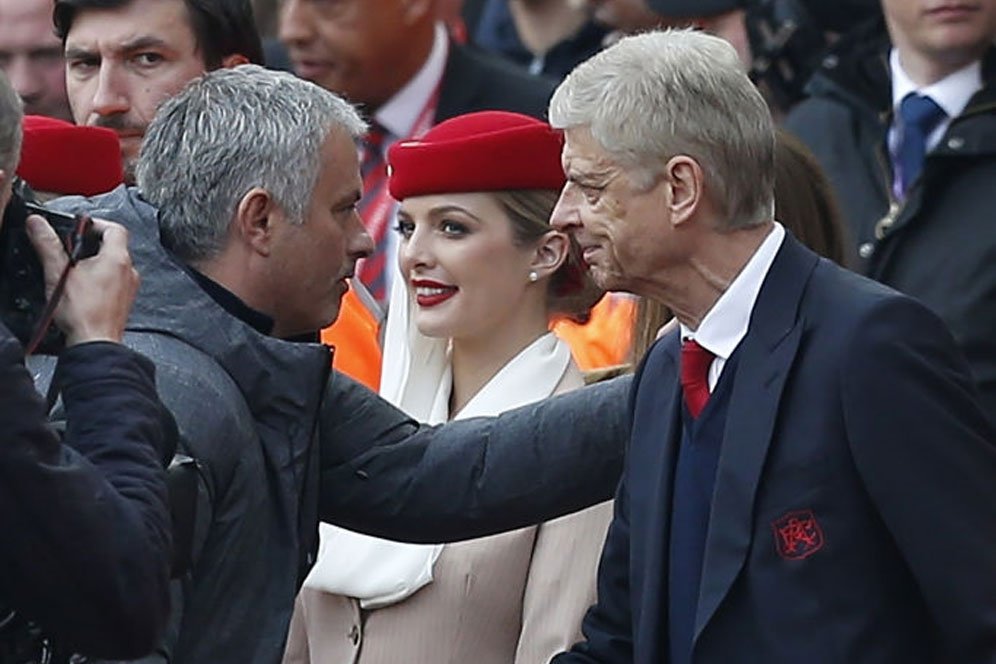 Premier League 2016/17, Kala MU dan Arsenal Kompak Jadi Tim Kelas Dua