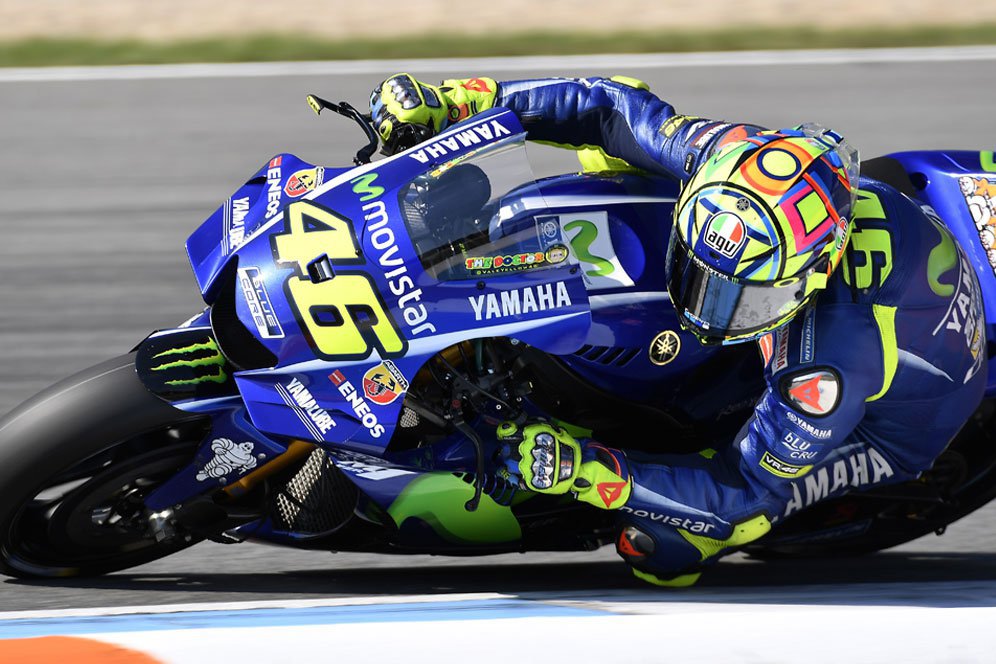 Bos Suzuki: Para Rival Juga Butuh Valentino Rossi Bos Suzuki: Para Rival Juga Butuh Valentino Rossi