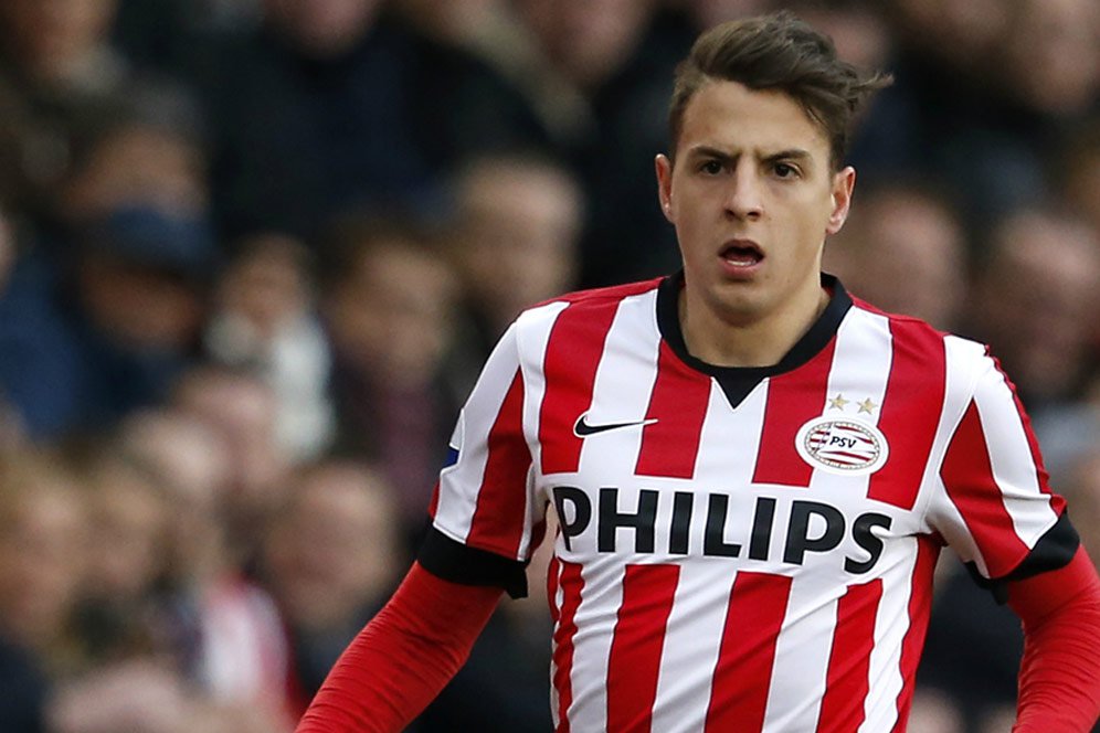 Chelsea Masukkan Santiago Arias sebagai Daftar Beli Chelsea Masukkan Santiago Arias sebagai Daftar Beli