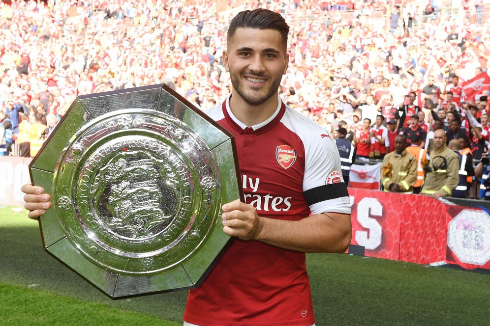 Kolasinac Lempar Pujian Pada Suporter Arsenal Kolasinac Lempar Pujian Pada Suporter Arsenal