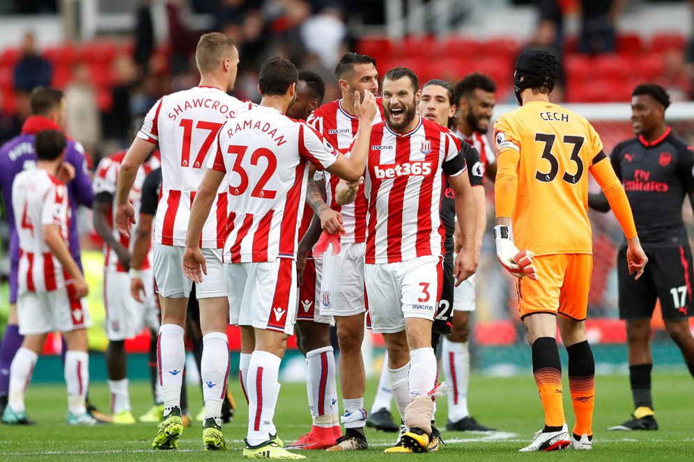 Lirik Lagu Delilah - Stoke City Anthem