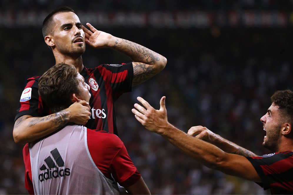 Hasil Pertandingan AC Milan vs Cagliari: Skor 2-1