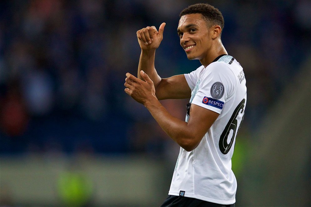 Klopp: Alexander-Arnold Tunjukkan Nyalinya Klopp: Alexander-Arnold Tunjukkan Nyalinya