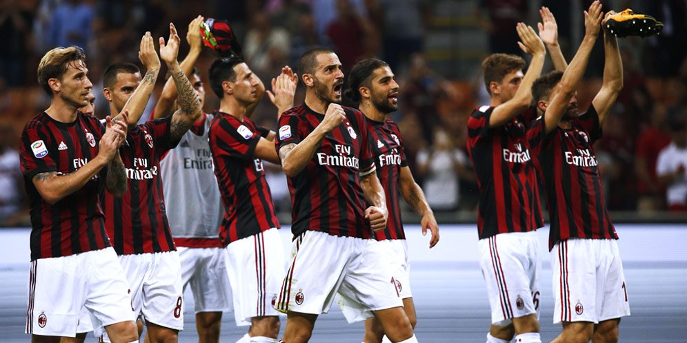 Pemain AC Milan usai lawan Cagliari.
