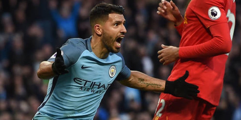 Selebrasi Sergio Aguero usai membobol gawang Liverpool musim lalu