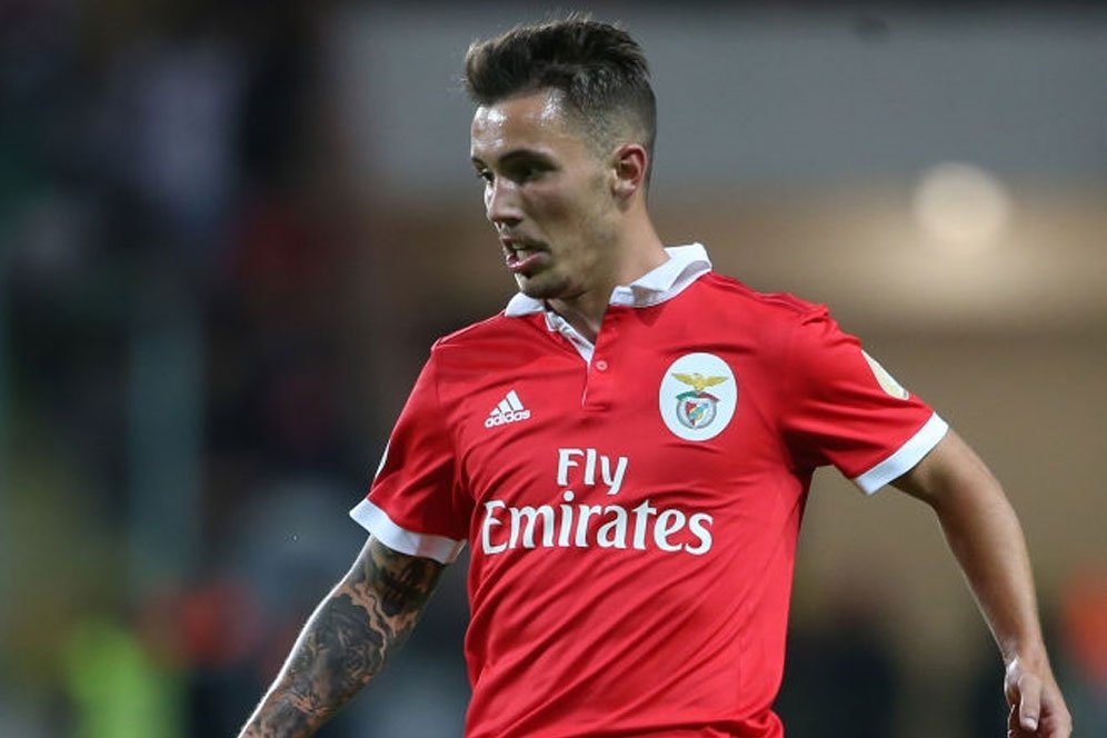Real Madrid Mulai Nego Alex Grimaldo Real Madrid Mulai Nego Alex Grimaldo