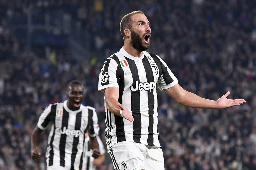 Higuain Tak Pernah Tertekan Dengan Kritik dan Cemooh Higuain Tak Pernah Tertekan Dengan Kritik dan Cemooh