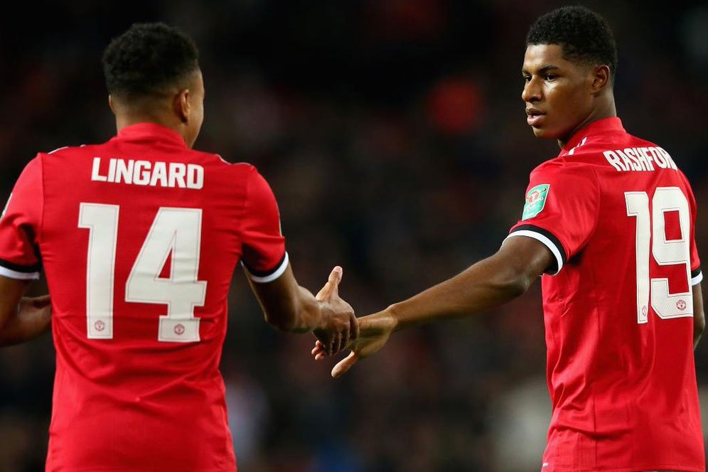 Neville: Rashford Lebih Baik Dari Martial