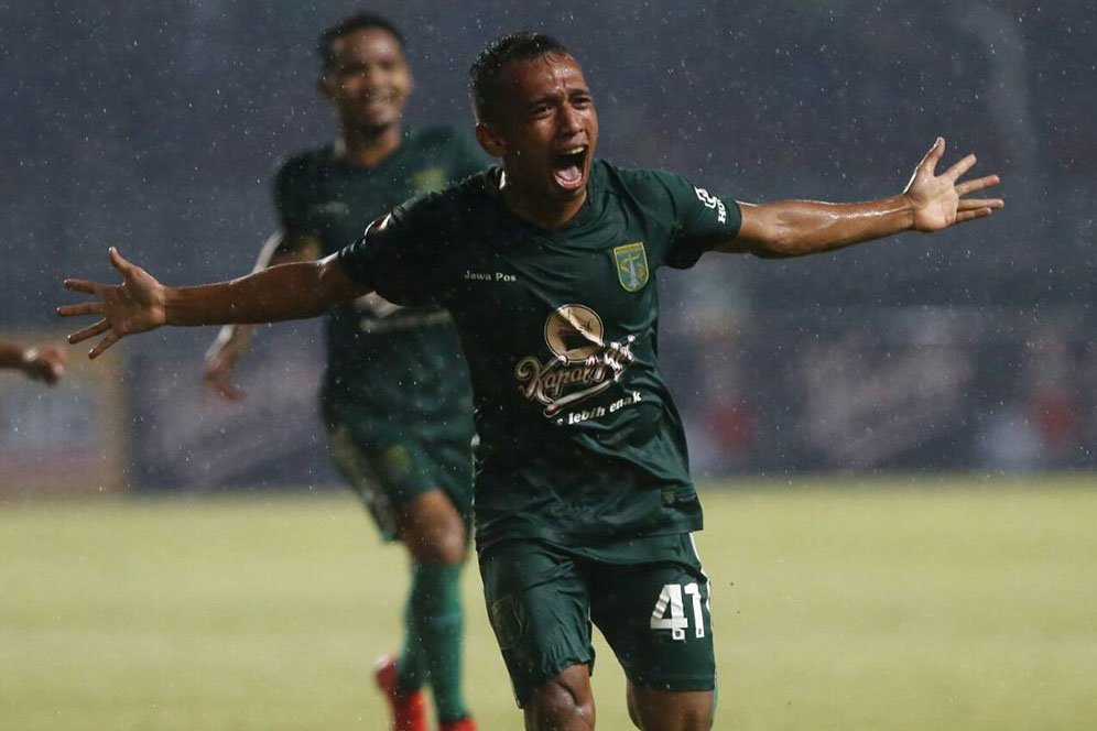 Pelatih Persebaya Buka Suara Terkait Performa Buruk Irfan Jaya