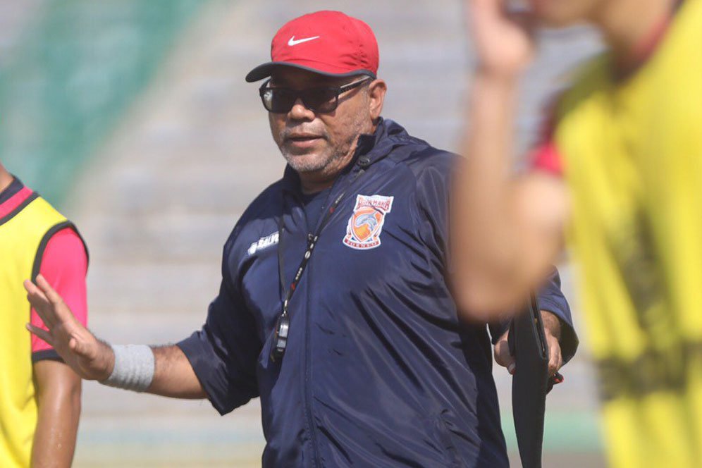 Iwan Setiawan Siap Sikat Persebaya di Liga 1 Iwan Setiawan Siap Sikat Persebaya di Liga 1