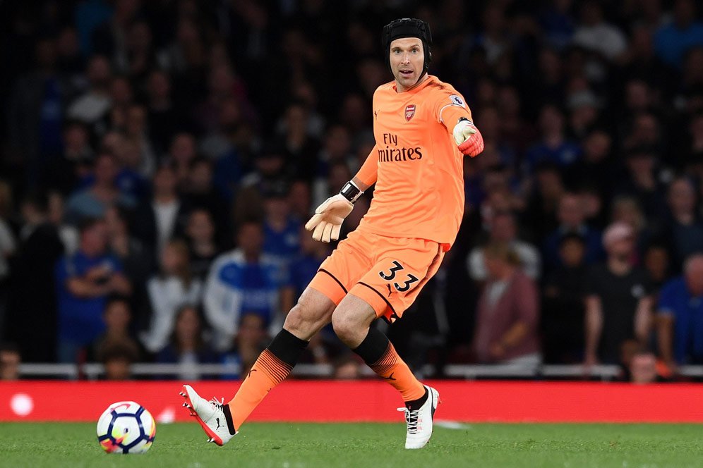Cech: Sanchez dan Ozil Bermain Dengan Passion dan Hati