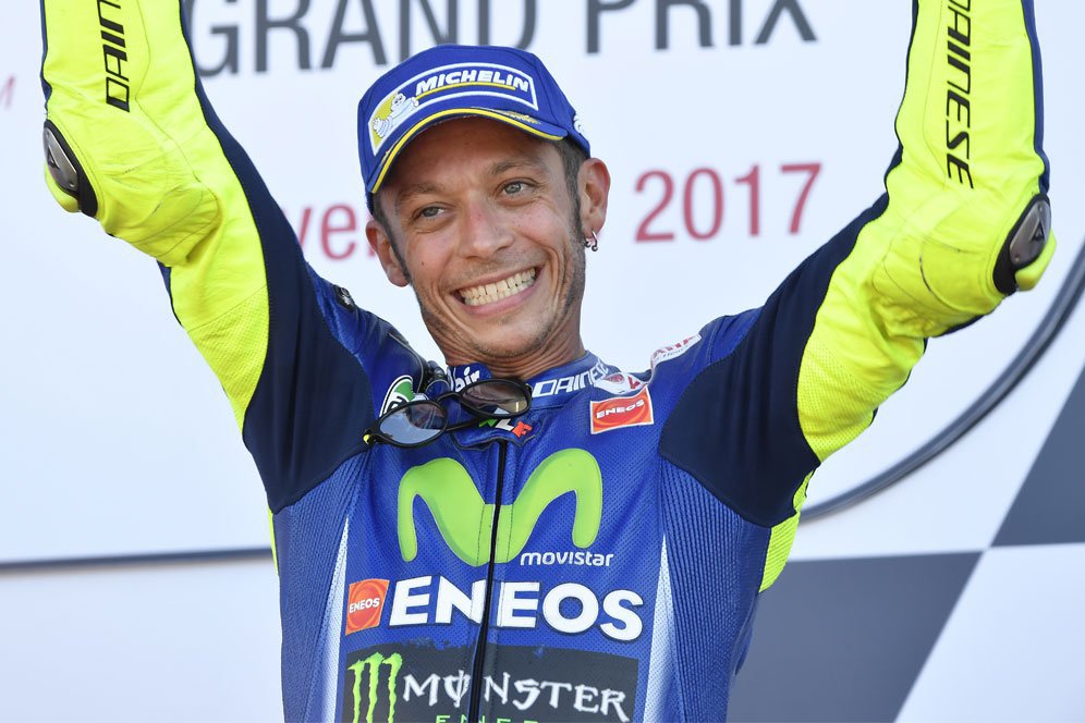 Kecelakaan Saat Latihan, Valentino Rossi Cedera Patah Kaki Kecelakaan Saat Latihan, Valentino Rossi Cedera Patah Kaki