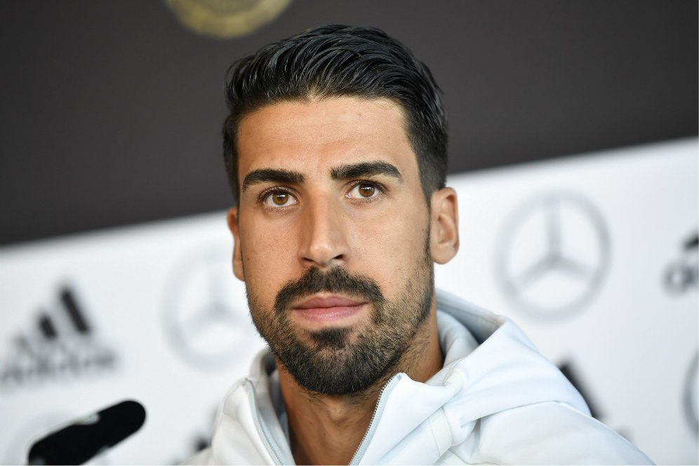 Mulianya Khedira, Belikan 1200 Tiket Timnas Jerman Untuk Anak-anak Berkebutuhan Khusus Mulianya Khedira, Belikan 1200 Tiket Timnas Jerman Untuk Anak-anak Berkebutuhan Khusus