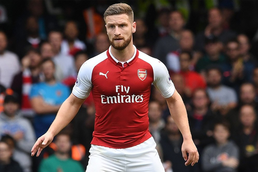 Eks Arsenal: Jual Mustafi, Buang Koscielny Eks Arsenal: Jual Mustafi, Buang Koscielny