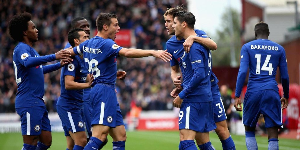 Skuat Chelsea rayakan gol Alvaro Morata