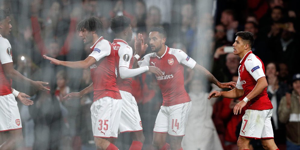 Selebrasi pemain Arsenal saat lawan Koln.