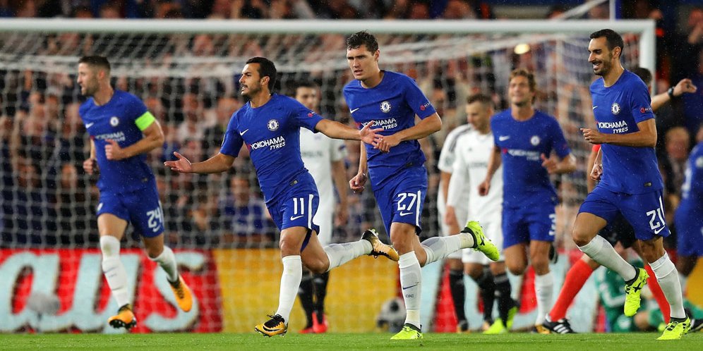 Selebrasi Pedro dan pemain Chelsea.