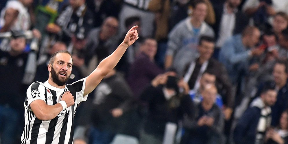 Selebrasi Gonzalo Higuain.