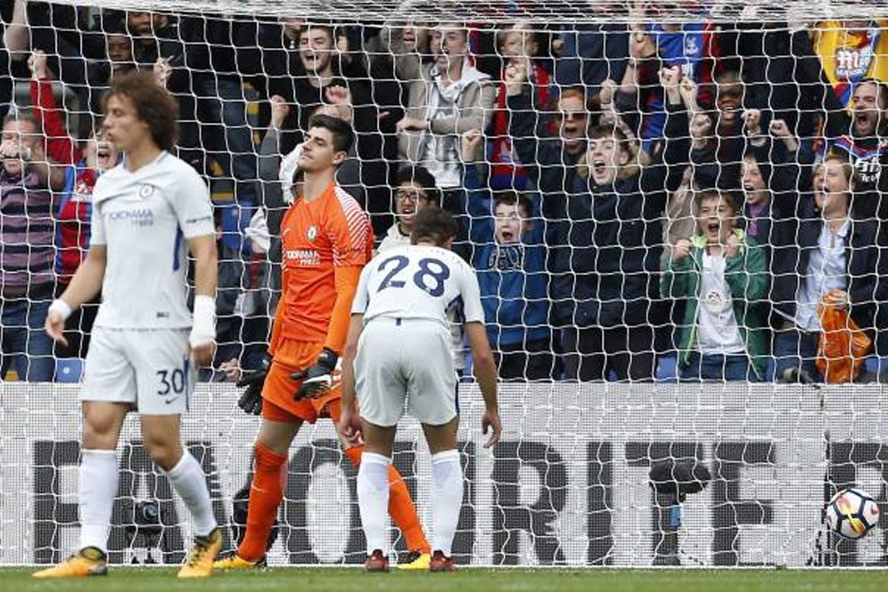 Drogba Beri Dukungan Moral pada Chelsea Drogba Beri Dukungan Moral pada Chelsea