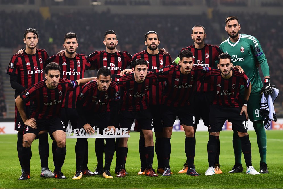 Milan Akhiri Kerjasamanya Dengan Adidas Milan Akhiri Kerjasamanya Dengan Adidas