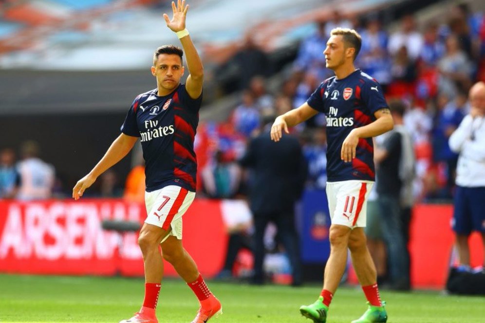 Ozil dan Sanchez Butuh Stabilitas di Arsenal Ozil dan Sanchez Butuh Stabilitas di Arsenal
