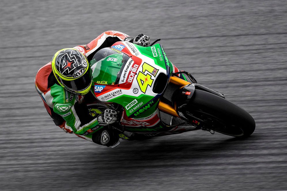 Motor Makin Kuat, Aprilia Pede Jelang MotoGP 2018 Motor Makin Kuat, Aprilia Pede Jelang MotoGP 2018