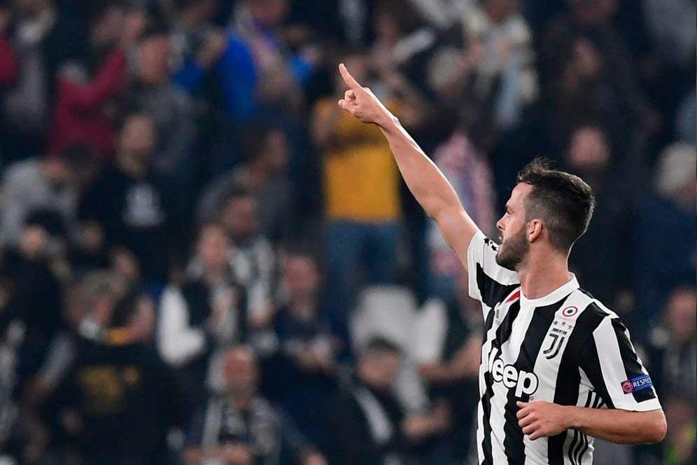 Target Utama Juve Musim 2017/18: Scudetto! Target Utama Juve Musim 2017/18: Scudetto!
