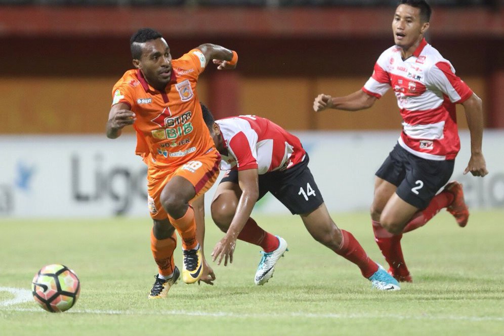 Keren Mana, Gol Solo Run Terens Puhiri atau Gareth Bale?