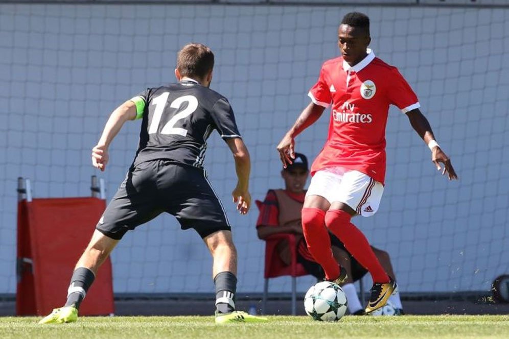 MU Kesengsem Wonderkid Benfica MU Kesengsem Wonderkid Benfica