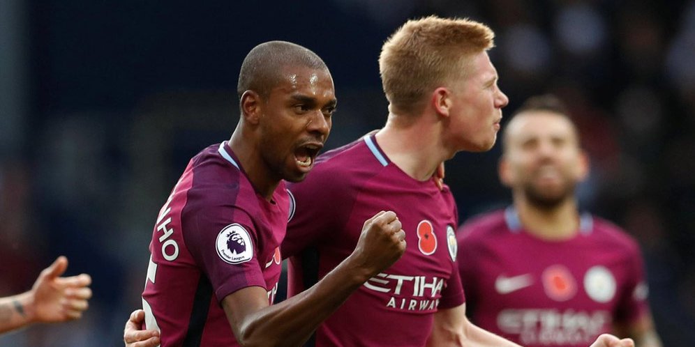 Selebrasi Fernandinho