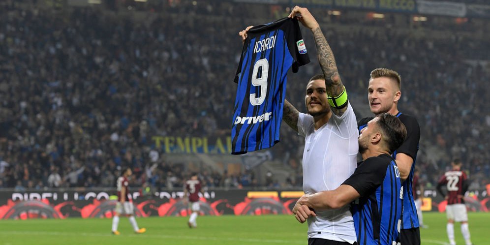 Mauro Icardi merayakan gol ke gawang AC Milan