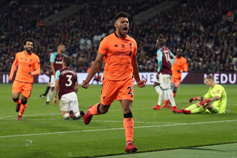 Chamberlain: Liverpool Tak Terpengaruh Kepergian Coutinho Chamberlain: Liverpool Tak Terpengaruh Kepergian Coutinho