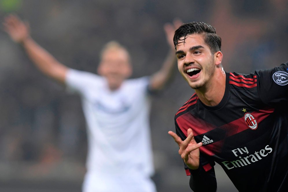 Tinggalkan Milan, Andre Silva Akan Ditampung Klub Angsa