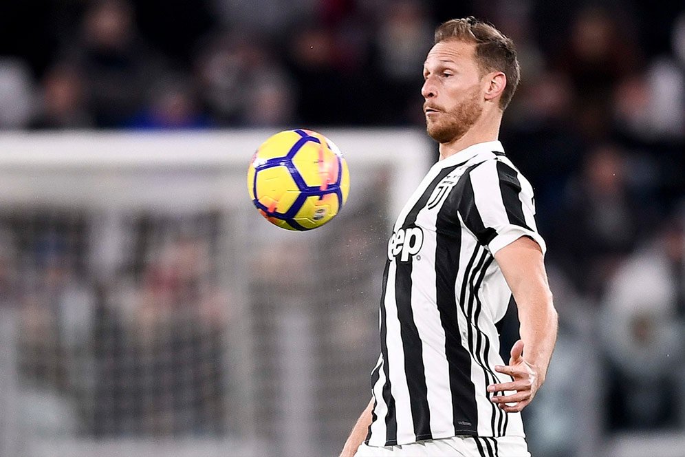 Howedes Tegaskan Bukan Pengganti Bonucci Howedes Tegaskan Bukan Pengganti Bonucci