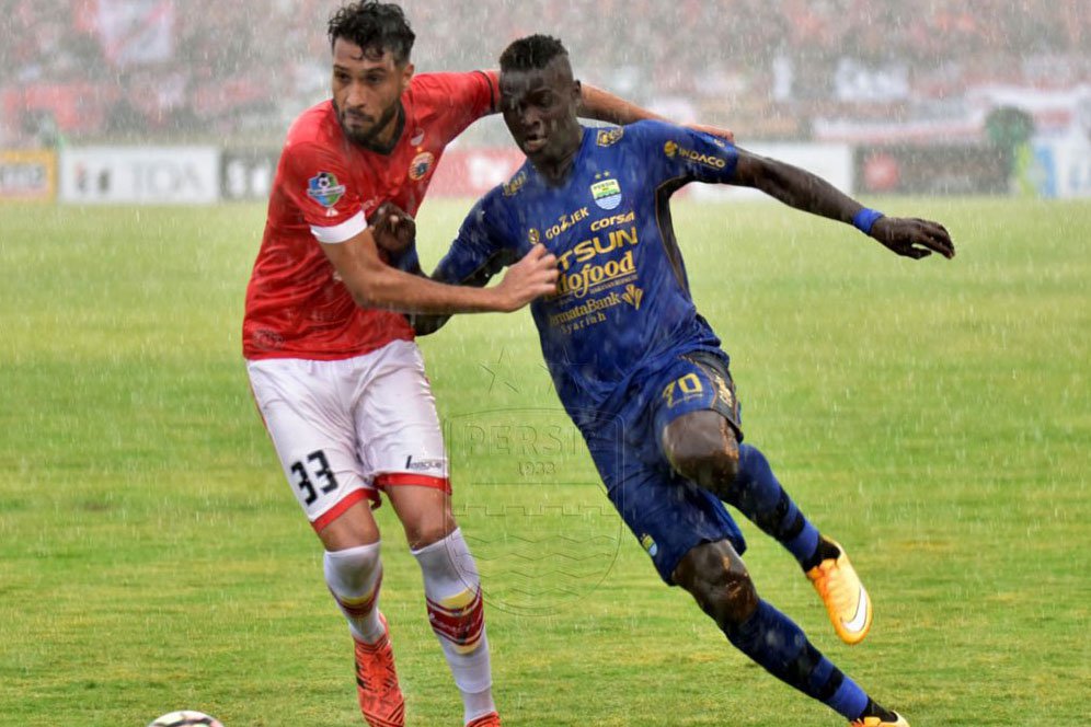 5 Laga Panas Persib Vs Persija: 'Gol' Ndouassel di Manahan dan Roy Suryo Salah Lirik di Sleman 5 Laga Panas Persib Vs Persija: 'Gol' Ndouassel di Manahan dan Roy Suryo Salah Lirik di Sleman