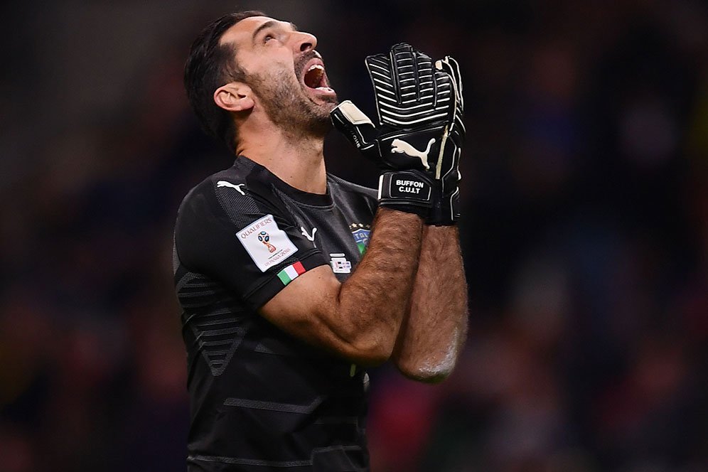 Nedved: Buffon Sendiri Yang Akan Tentukan Kapan Pensiun Nedved: Buffon Sendiri Yang Akan Tentukan Kapan Pensiun