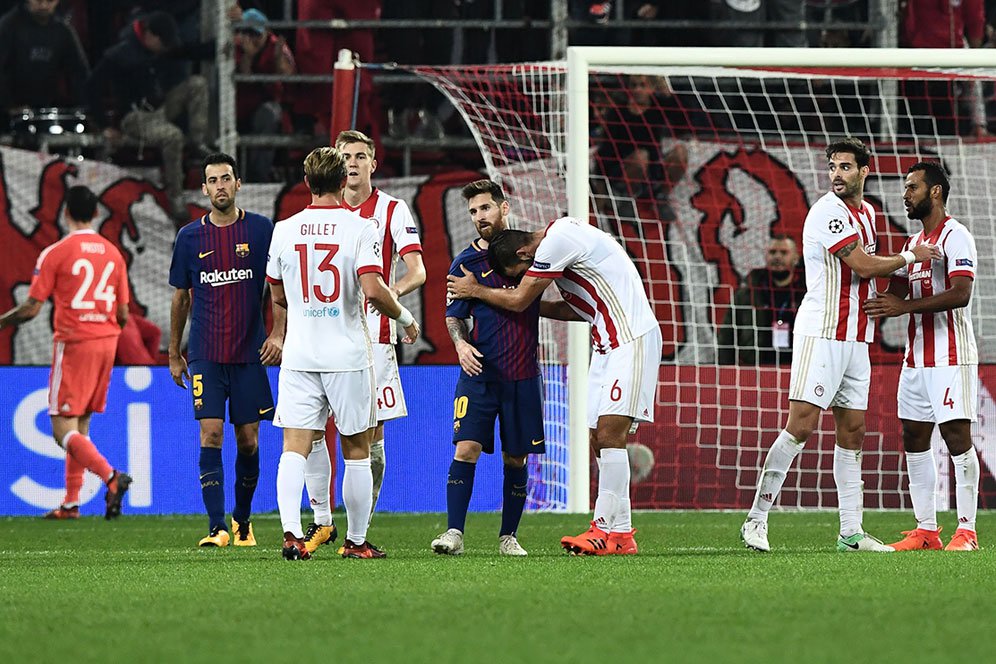 Barca Kacamata, Satu Pemain Cedera Barca Kacamata, Satu Pemain Cedera