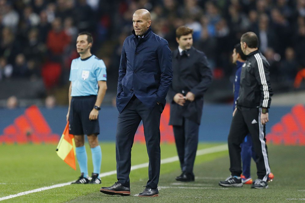 Zidane: Tak Ada Krisis di Real Madrid Zidane: Tak Ada Krisis di Real Madrid