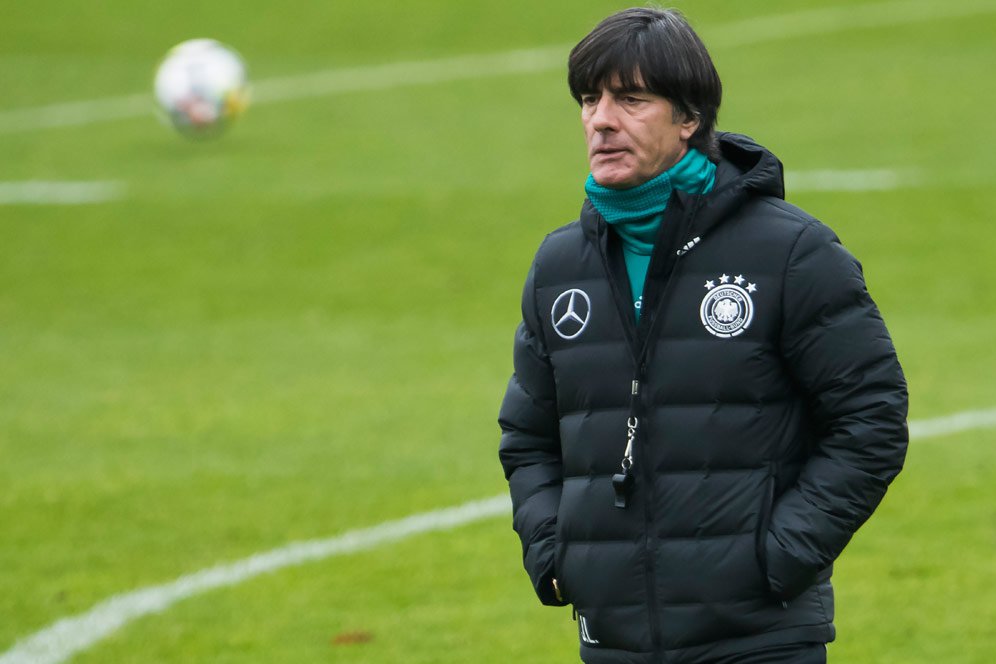 Ter Stegen Kelas Dunia Tapi Kiper Utama Jerman Tetap Neuer Ter Stegen Kelas Dunia Tapi Kiper Utama Jerman Tetap Neuer