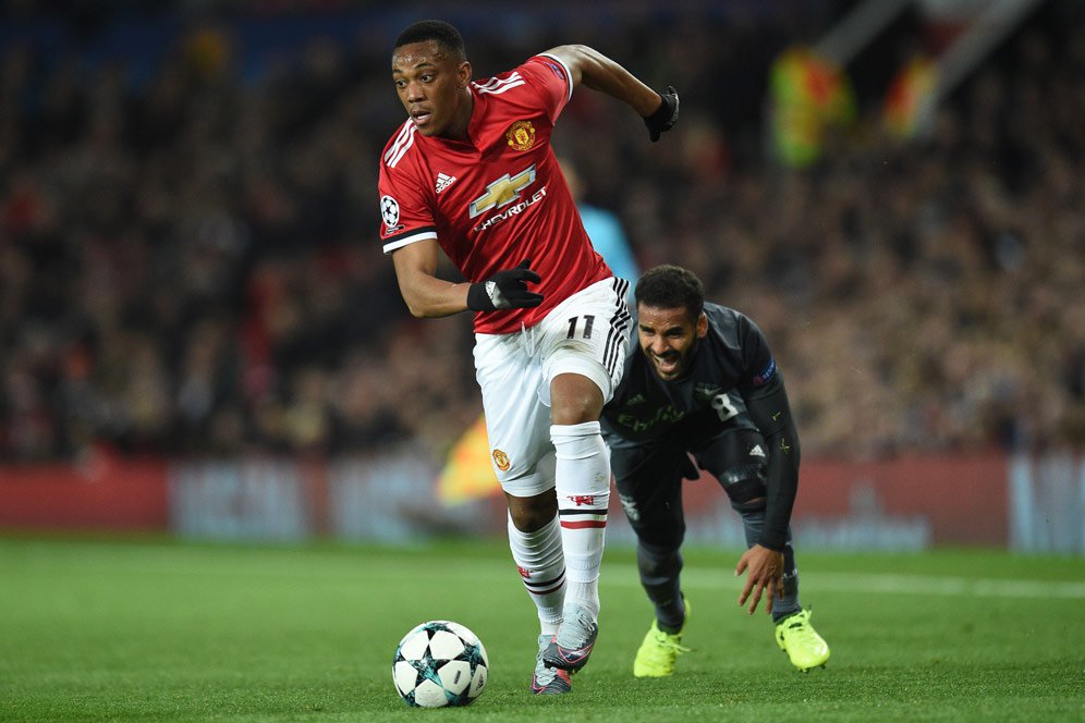 Martial Tolak Perpanjang Kontrak di MU Martial Tolak Perpanjang Kontrak di MU